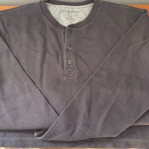 Men’s Eddie Bauer Outdoor Waffle Thermal Dark Gray Long-Sleeve Shirt
